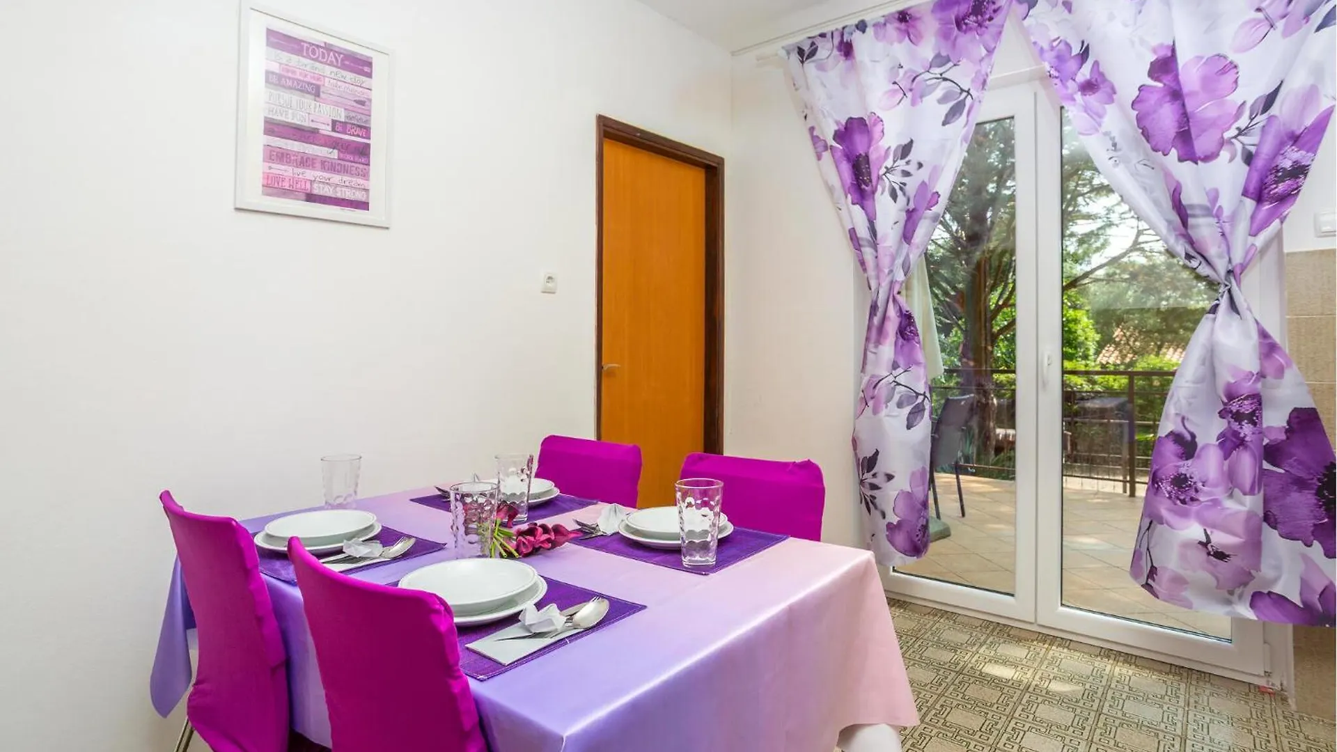 Gorgeous Apartment In Pinezici With Wifi