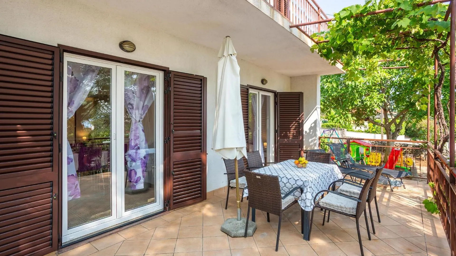 Gorgeous Apartment In Pinezici With Wifi 0*, Pinezici (Krk) Croatia